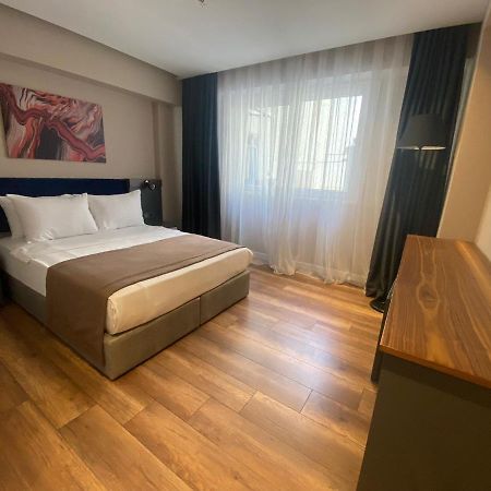 The Royals Hotel Izmir Exteriör bild